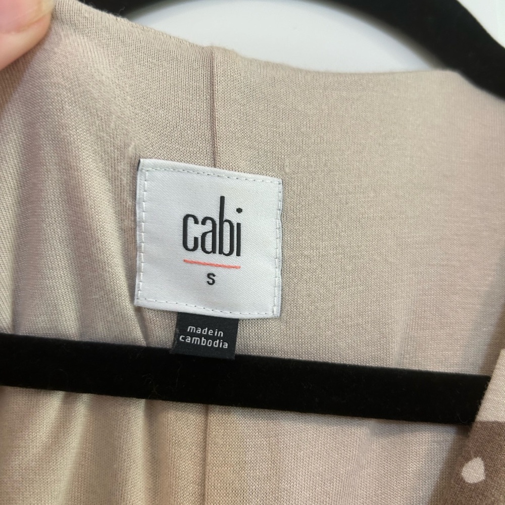 Cabi Swoon Dress Tan Cream Faux Wrap Fit & Flare Tiered Skirt Style #6147 Size S - Picture 3 of 9